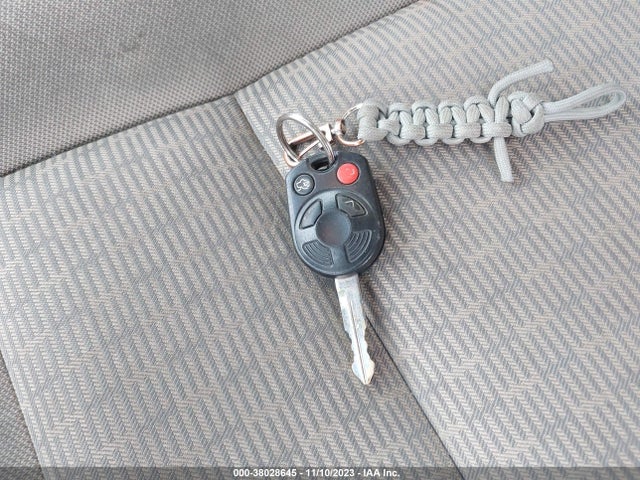 2010 FORD FUSION SE VIN: 3FAHP0HA4AR197385