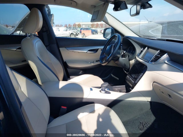 3PCAJ5M3XKF116796 Infiniti QX50