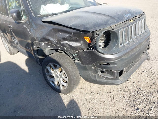 ZACCJBBB8JPG79399 Jeep Renegade Latitude 4x4