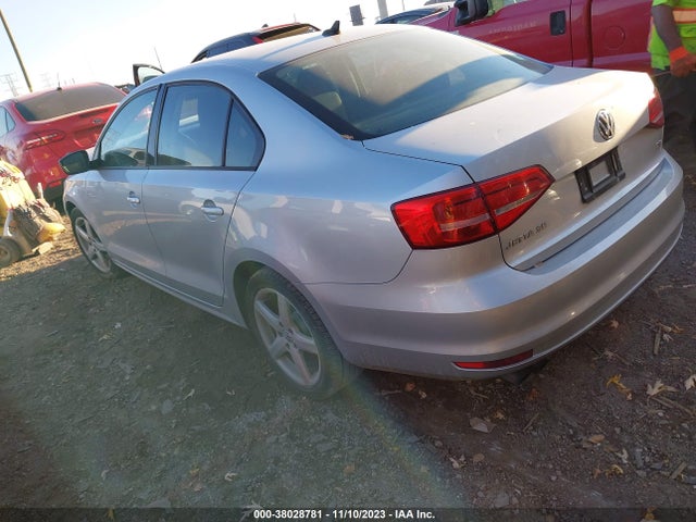 2015 VOLKSWAGEN JETTA 1.8T SE VIN: 3VWD17AJ3FM283463