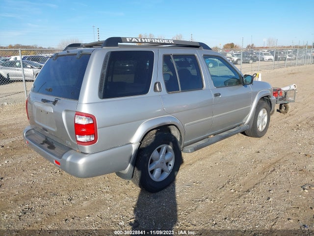 2002 NISSAN PATHFINDER SE VIN: JN8DR09X82W663229