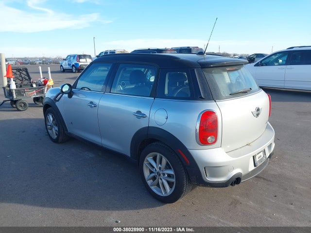 2012 MINI COOPER S COUNTRYMAN WMWZC5C54CWL58543 Photo 2