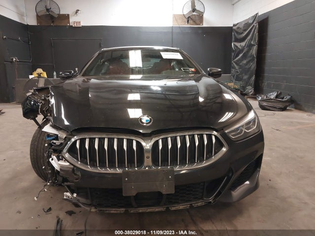 BMW 8 Series 840i 2022 WBAGV4C09NCJ30011 Image 12