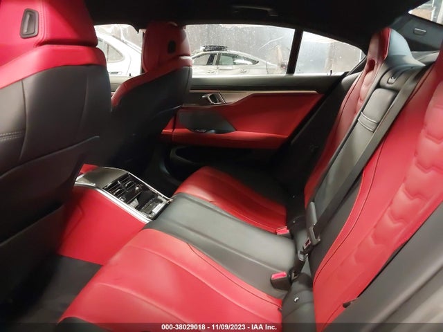 BMW 8 Series 840i 2022 WBAGV4C09NCJ30011 Image 8