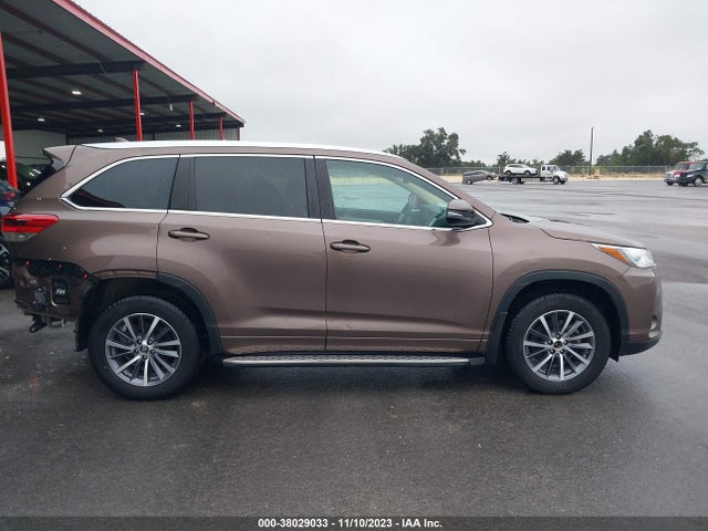 2017 TOYOTA HIGHLANDER XLE/SE VIN: 5TDKZRFH7HS226948