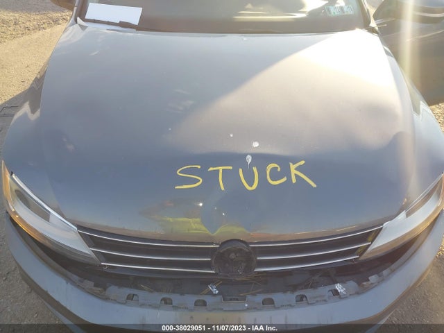 3VWD17AJXFM251870 Volkswagen Jetta Sedan 1.8t Se