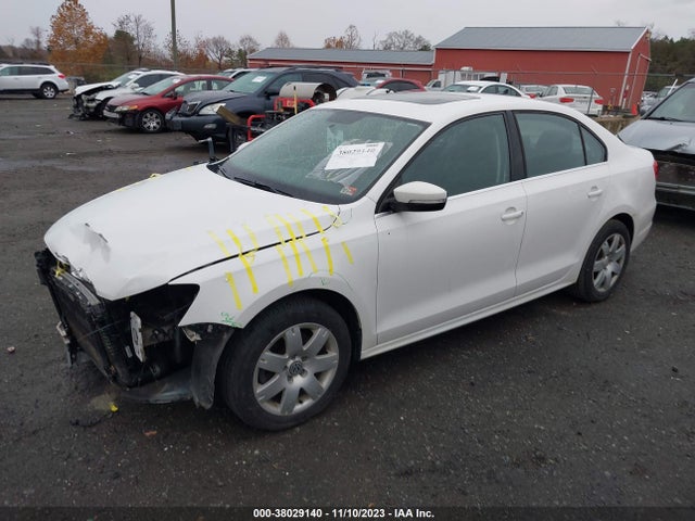 2014 VOLKSWAGEN JETTA 2.0L TDI VIN: 3VWLL7AJ8EM353219