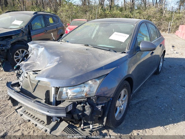 Chevrolet Cruze 1lt 2014 1G1PC5SB2E7211595 Image 2