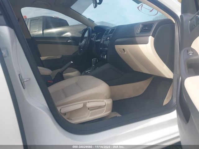 3VWLA7AJ1FM296109 Volkswagen Jetta 2.0l Tdi Se