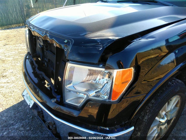 2011 FORD F-150 LARIAT VIN: 1FTFW1EFXBFC82918