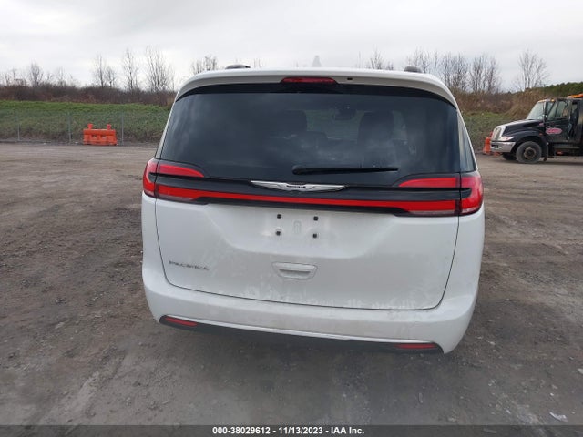 Chrysler Pacifica Touring L 2022 2C4RC1BG8NR182316 Image 16