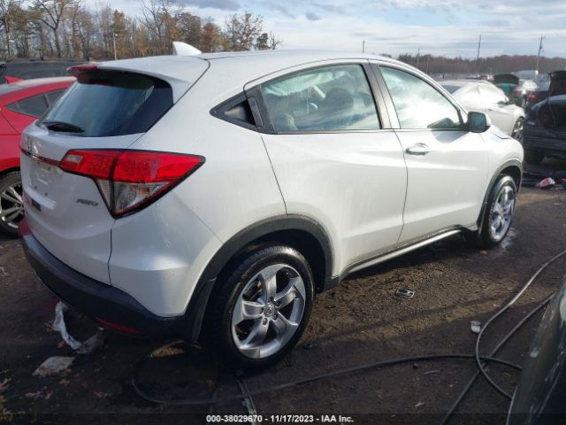 2022 HONDA HR-V 3CZRU6H38NM756932 Photo 3