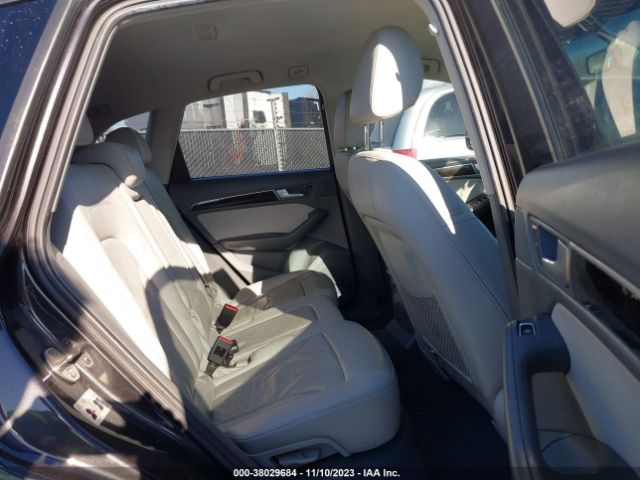 WA1CFBFP2EA089691 Audi Q5 2.0t Premium