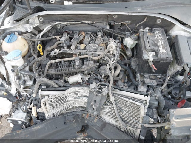 1VWBT7A39EC069869 Volkswagen Passat 1.8t Se