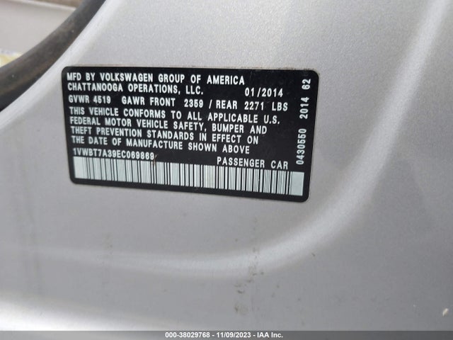 1VWBT7A39EC069869 Volkswagen Passat 1.8t Se