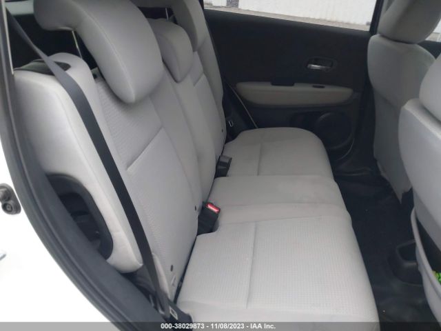 3CZRU6H34NM759388 Honda Hr-v Awd Lx