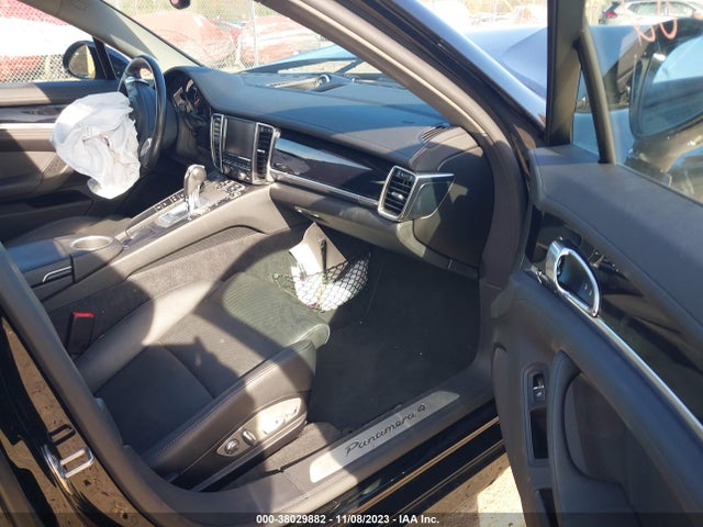 2015 PORSCHE PANAMERA WP0AA2A7XFL006307 Photo 4