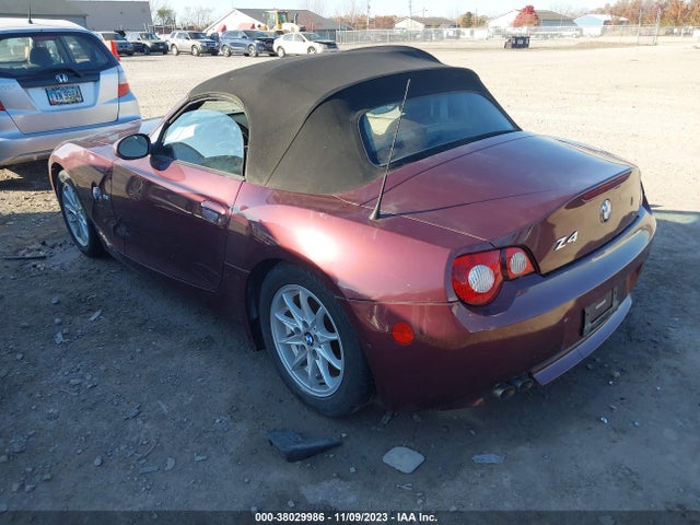 2005 BMW Z4 2.5I VIN: 4USBT33595LS56890