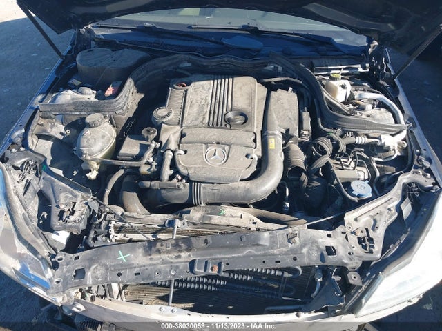 WDDGF4HBXEA916878 Mercedes-Benz C 250 Luxury/sport