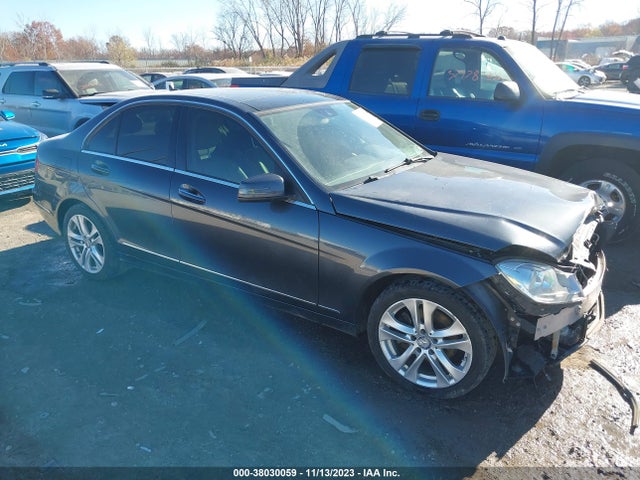 WDDGF4HBXEA916878 Mercedes-Benz C 250 Luxury/sport