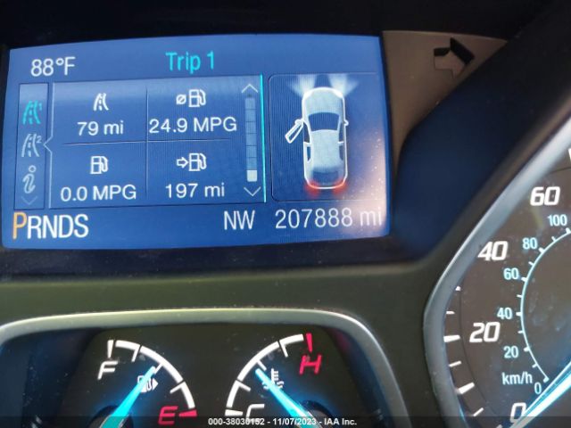 1FMCU0G70FUA36787 Ford ESCAPE SE