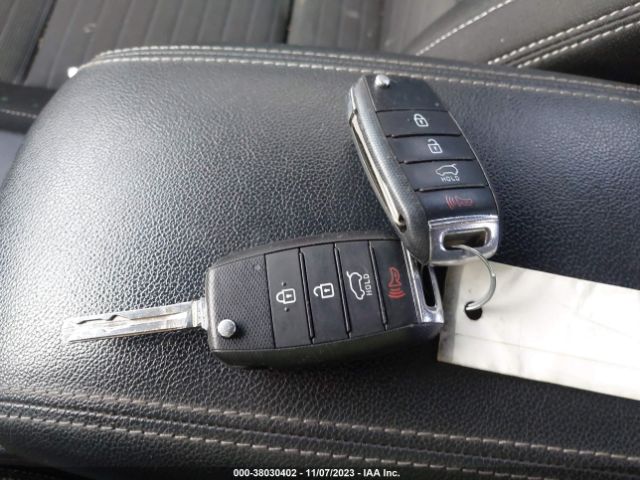 KNDPM3ACXH7065678 KIA Sportage Lx
