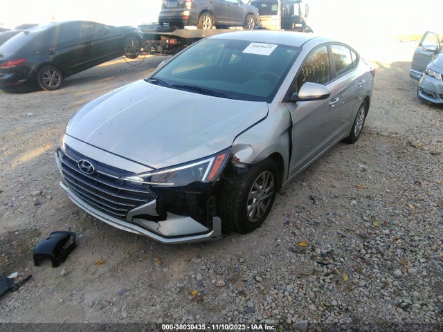 2019 HYUNDAI ELANTRA SE VIN: 5NPD74LF3KH448520