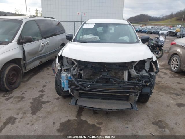 5N1AT2MV8HC894140 Nissan ROGUE S