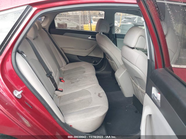 2015 HYUNDAI SONATA SE VIN: 5NPE24AF3FH017963