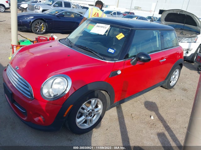 2012 MINI COOPER WMWSU3C52CT263936 Photo 1