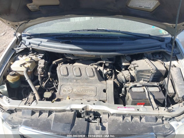 2002 MAZDA MPV LX/ES VIN: JM3LW28J820308807