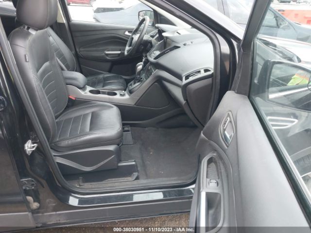 1FMCU0GX3EUC84594 Ford ESCAPE SE