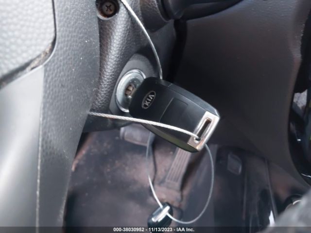 KNDJX3A52F7799310 KIA Soul !