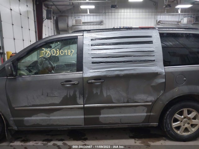 2010 CHRYSLER TOWN & COUNTRY TOURING VIN: 2A4RR5D18AR381160