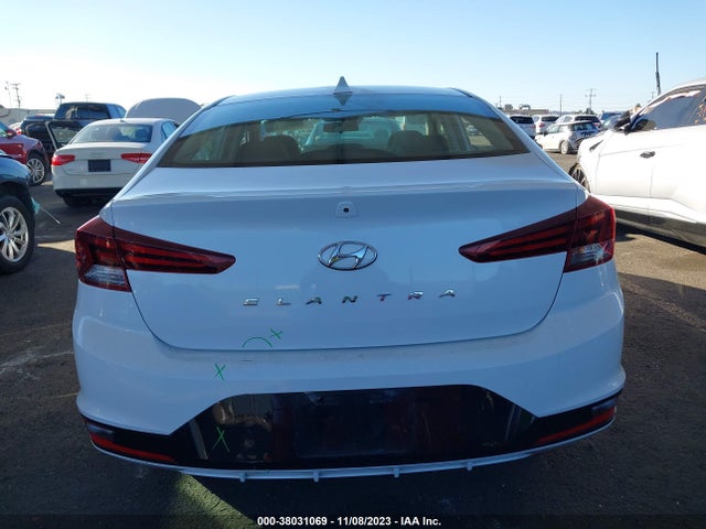 2019 HYUNDAI ELANTRA SEL VIN: 5NPD84LF4KH463427
