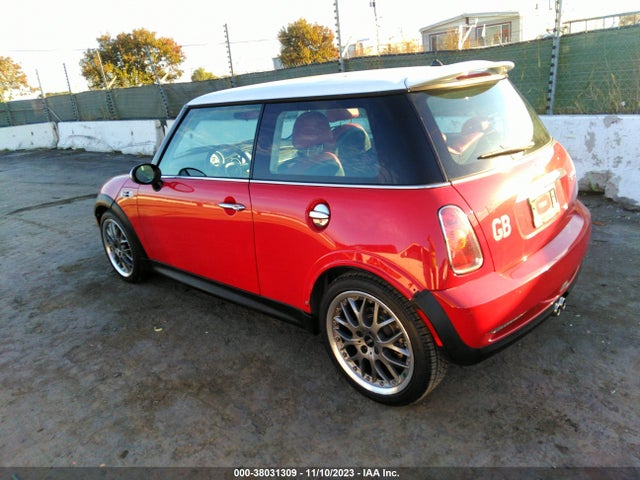 2004 MINI COOPER S WMWRE33494TD90223 Photo 2