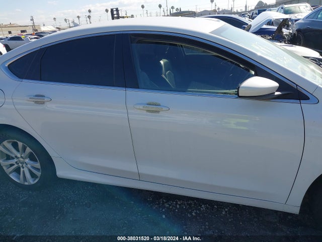 Chrysler 200 Limited Platinum 2016 1C3CCCAB3GN184695 Image 14
