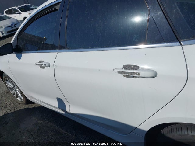 Chrysler 200 Limited Platinum 2016 1C3CCCAB3GN184695 Image 15