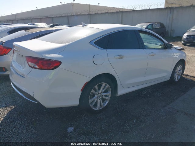 Chrysler 200 Limited Platinum 2016 1C3CCCAB3GN184695 Image 4