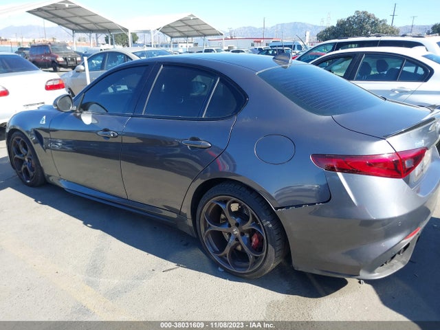 ZARFAEAV2H7549948 Alfa Romeo Giulia Quadrifoglio Rwd