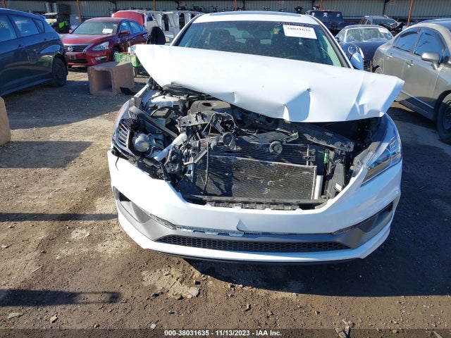 2017 HYUNDAI SONATA SPORT VIN: 5NPE34AFXHH565586