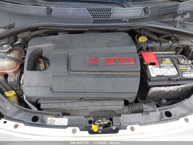 2013 FIAT 500 3C3CFFBR4DT562443 Photo 9