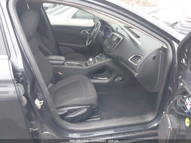 1C3CCCAB8GN163051 Chrysler 200 Limited