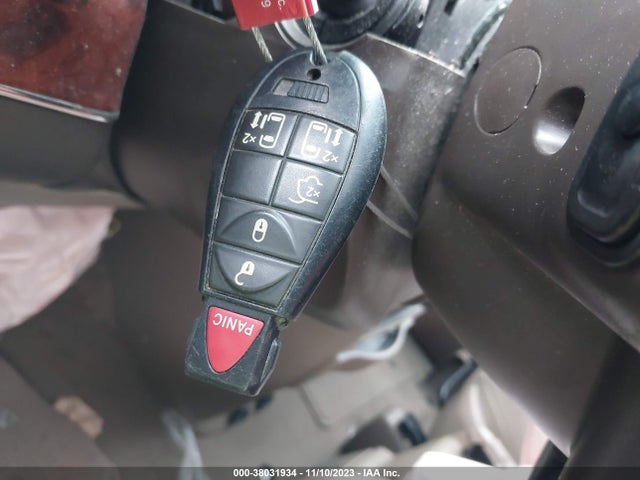 2C4RC1BG4GR248251 Chrysler Town & Country Touring