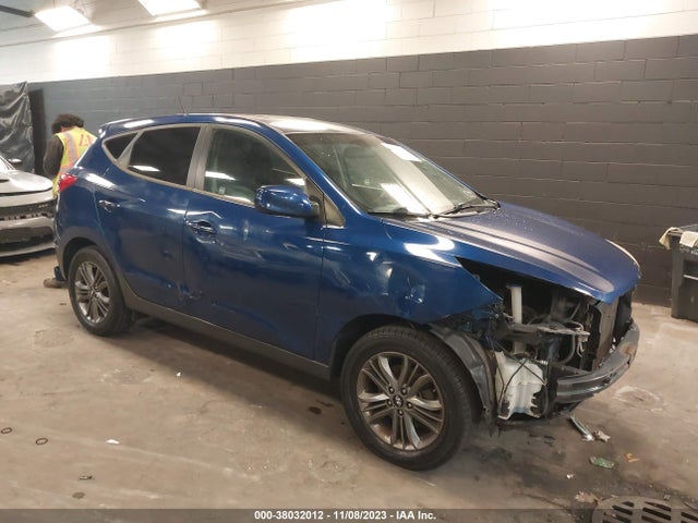 2014 KM8JT3AF9EU945010 main image