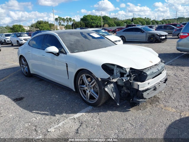 2017 PORSCHE PANAMERA WP0AA2A71HL103415 Photo 0