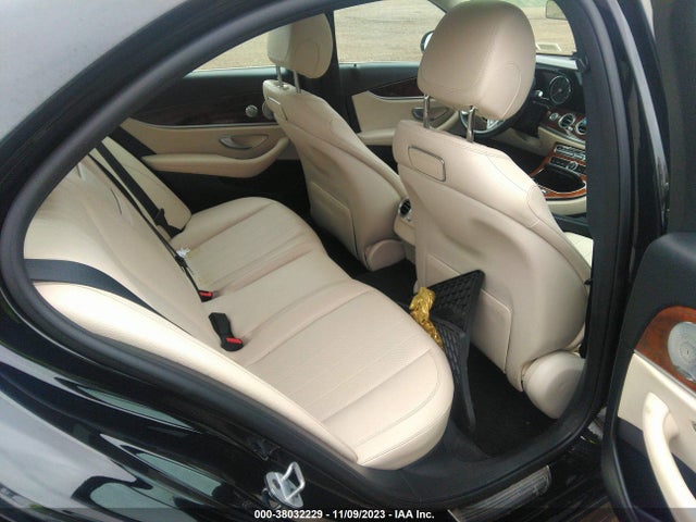 2019 MERCEDES-BENZ E 300 4MATIC VIN: WDDZF4KB4KA516182