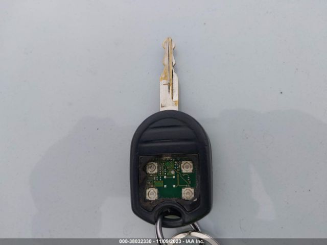 1ZVBP8AM1E5292009 Ford Mustang V6