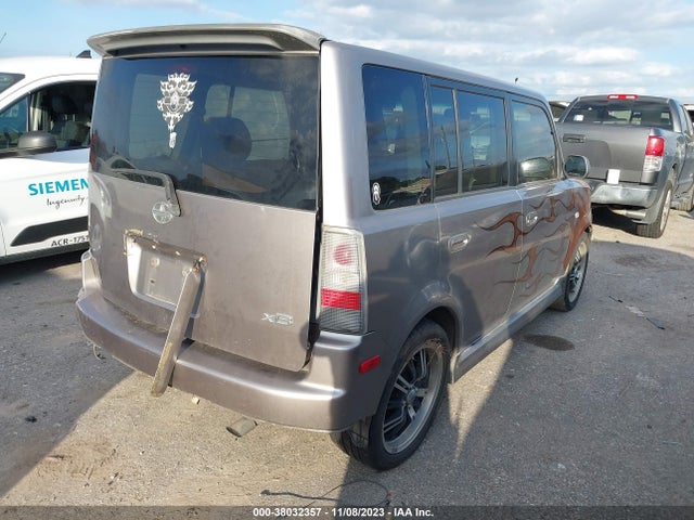 2005 SCION XB VIN: JTLKT334150170671