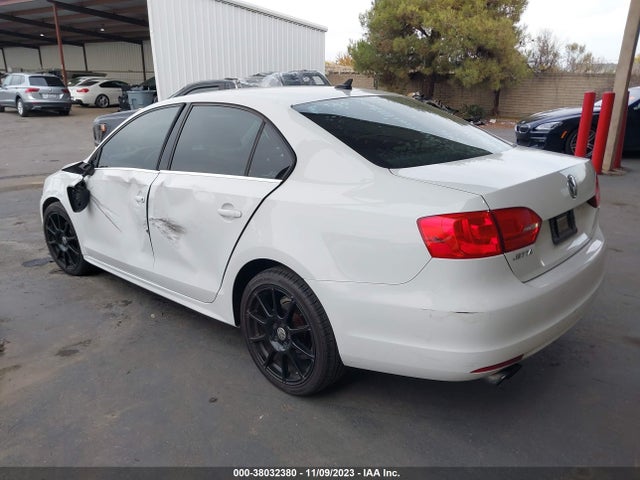 3VWD17AJ9EM320871 Volkswagen Jetta 1.8t Se